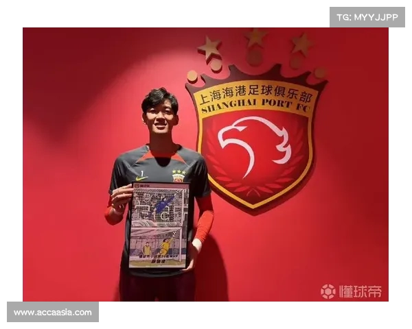 恭喜三位幸运用户获得颜骏凌亲笔签名海报,收藏价值无限! 恭喜三位幸运用户获得颜骏凌亲笔签名海报,收藏价值无限!